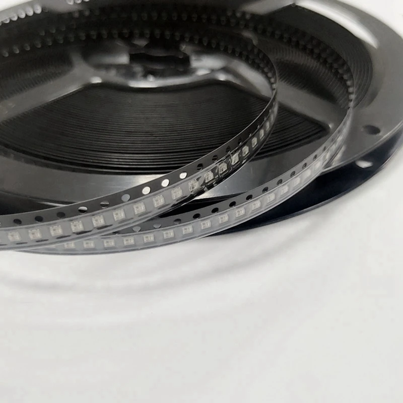 200 шт. 5 в постоянного тока WS2812 2020 электронная микросхема мини-SMD адресная