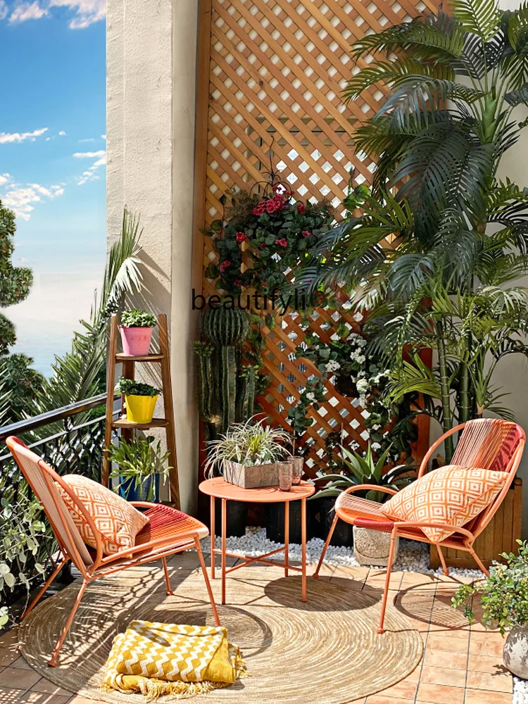 

Стул из ротанга GY, набор из трех предметов, маленький креативный уличный стул для двора и отдыха, предназначенный для балкона