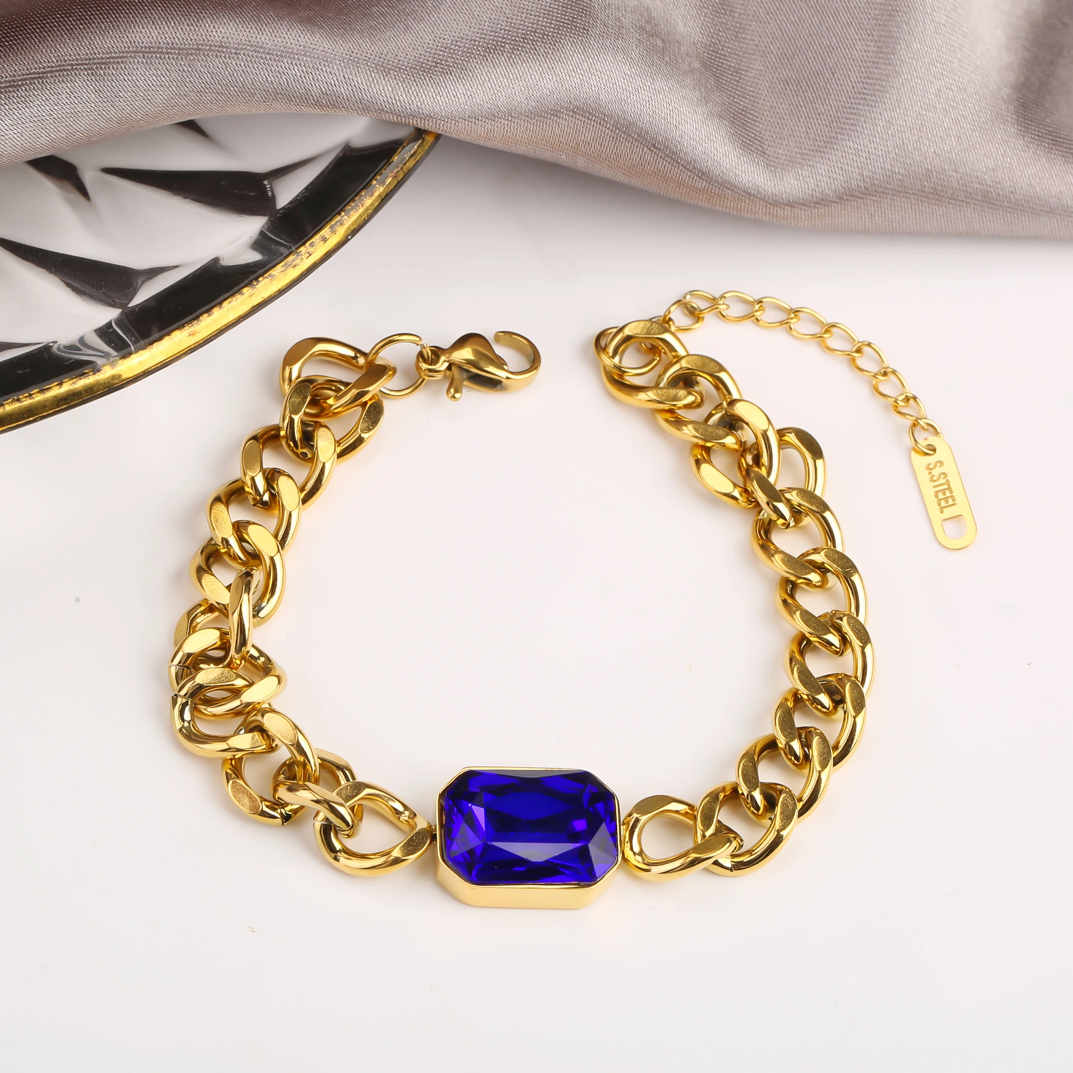 

Лидер продаж, классический прямоугольный 6-сторонний полированный браслет из нержавеющей стали с кристаллами для мужчин и женщин, бриллиантовый подарок