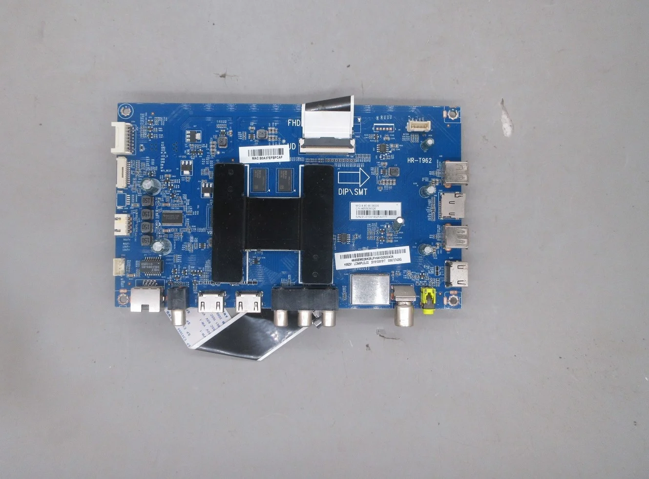 

Disassemble for Haier K55z81 Mainboard Hr-t962 0091802191 V1 7 Screens Lc546pu2l02