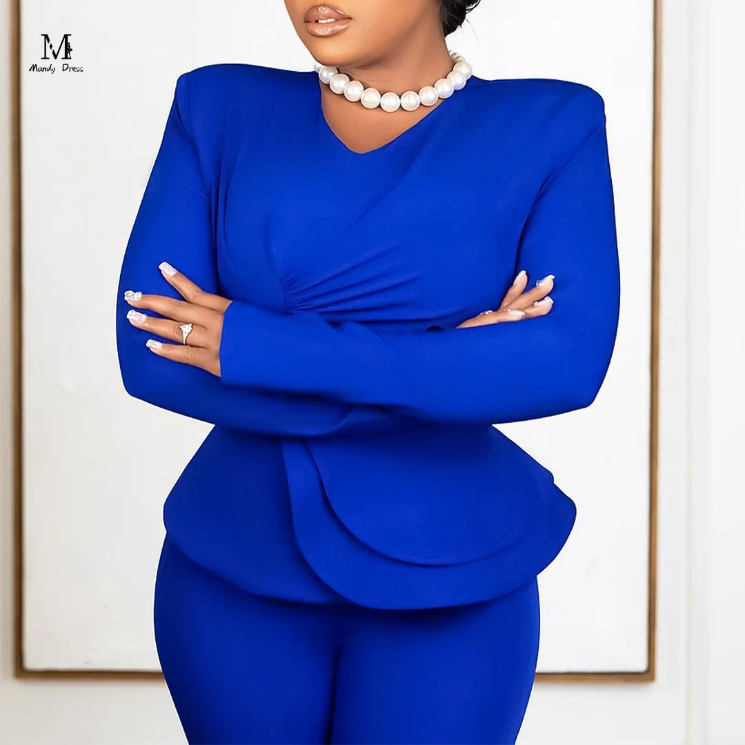 Рисунок 6 - Женские офисные костюмы с длинным