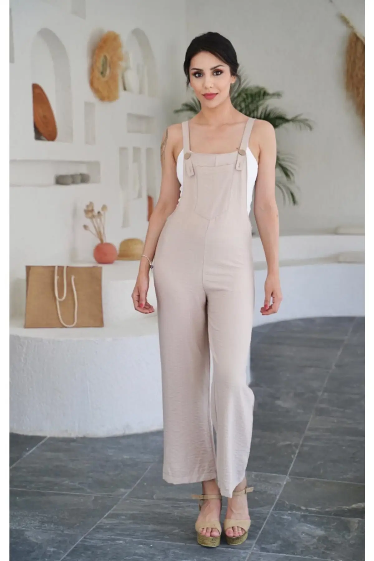 

Women's Overalls New Season Slopet Jumpsuit Hot Style Quality Fabric Sleeveless Baggy Trousers Casual Jumpsuit