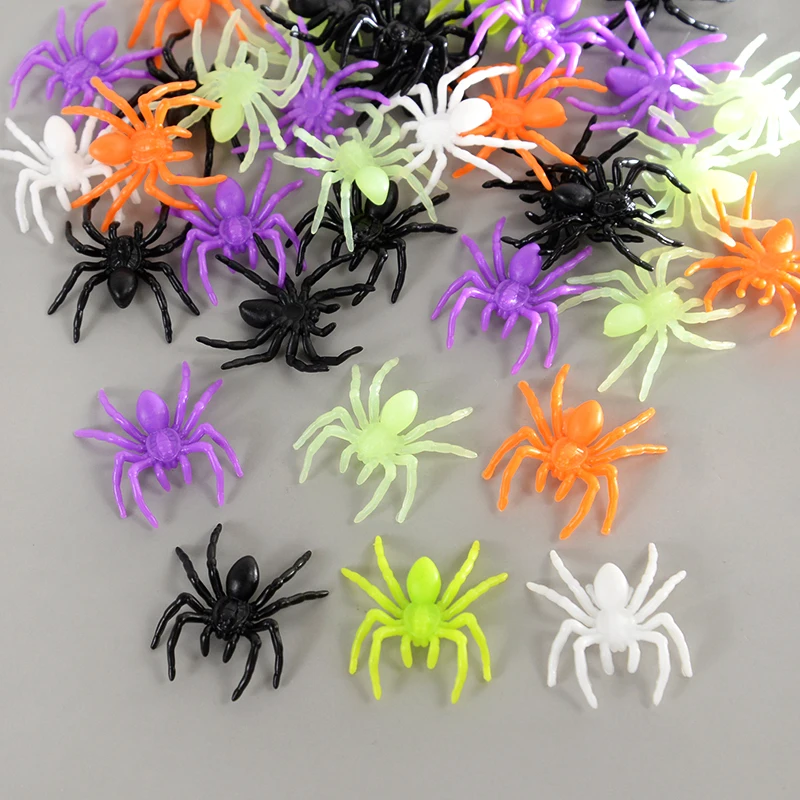 

10/36pcs Simulation Plastic Spider Black Bat Animal Model for Halloween Party Decoration Haunted House Bar Scary Props Trick Toy