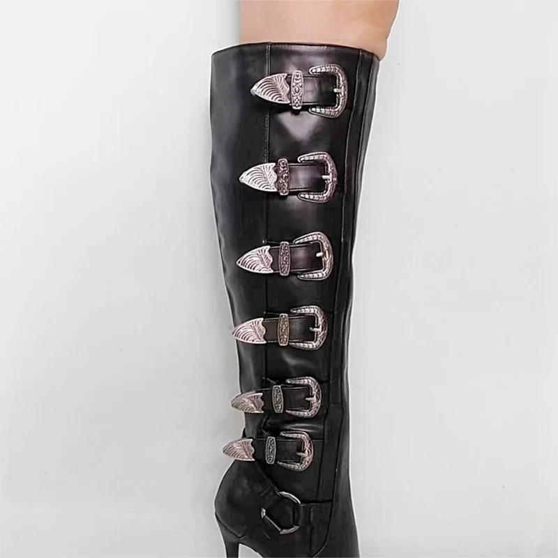 Женские высокие сапоги до колена на высоком каблуке с пряжкой и ремешком