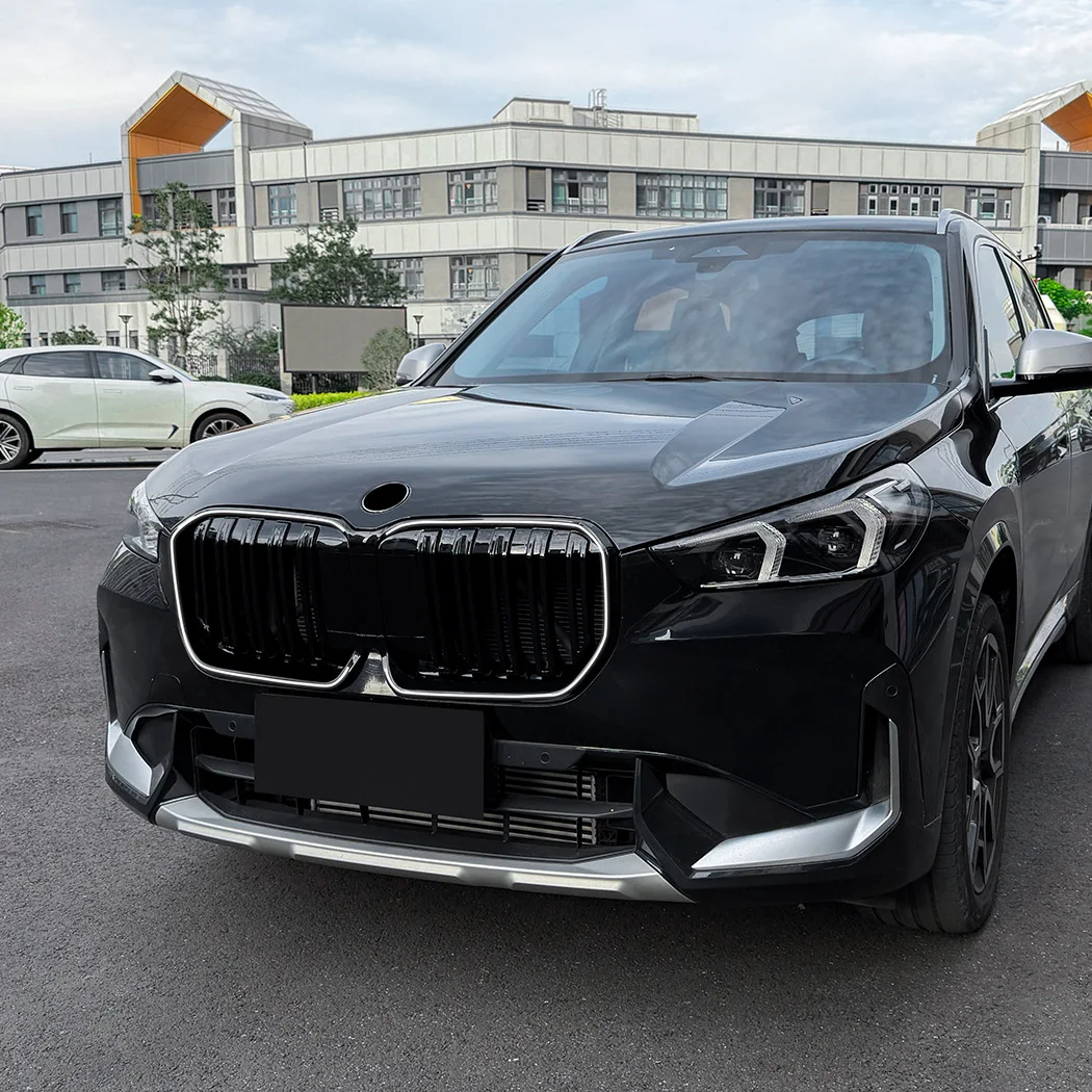 Фото Подходит для BMW X1 iX1 U11 2023+ (однолинейная/двухлинейная) светодиодная светящаяся решетка радиатора с подсветкой, модификация воздухозаборника. №2