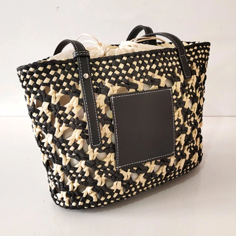 

2023 NEW Design For Autumn Popular on INS Woven Straw Beach Handbag with Adjustable Handle PU Leather Large Drawstring Tote Bag