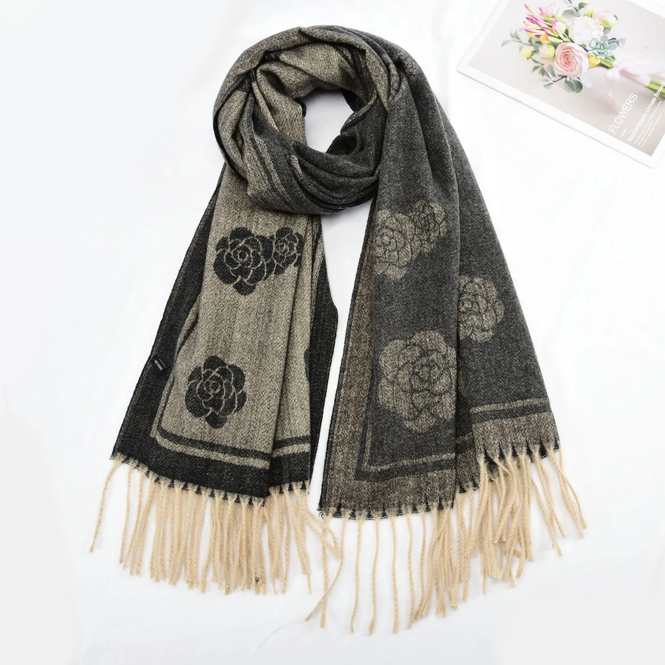 

Новый женский зимний шарф модные женские шали теплый шарф защита шеи ветрозащитный шарф с цветочным узором подарок