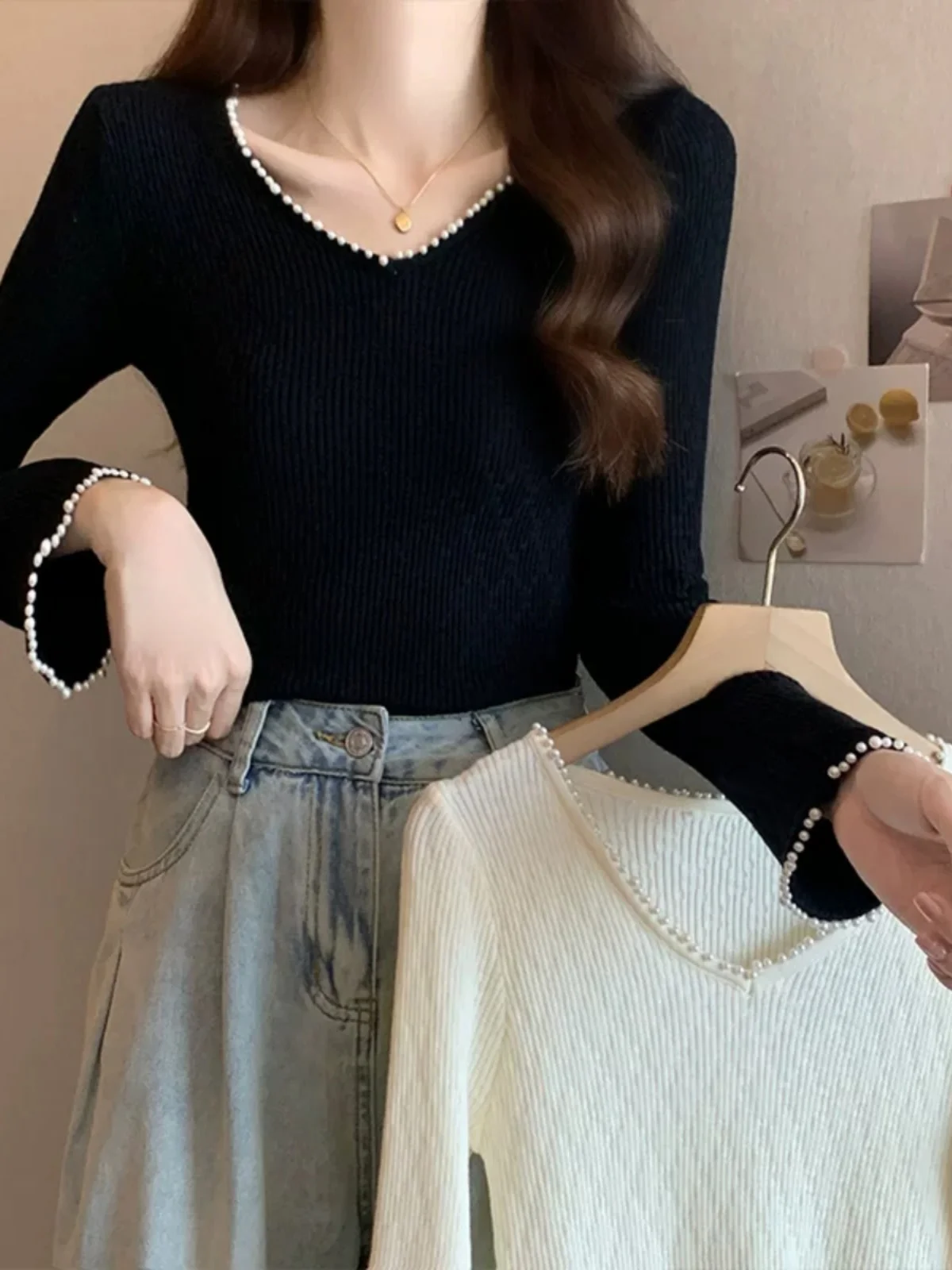Black V-neck Sweater Women Inner wear Autumn and Winter High-Grade Beads Bell Sleeve Knitted Bottoming Shirt French sle Tem...