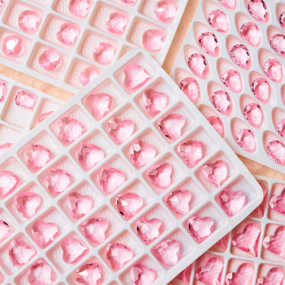 

50PCS Tempting 3D Crystals Charm Crooked Peach Heart Nail Rhinestones Pink Special-shaped Diamond Pointed Bottom Decor Accessory