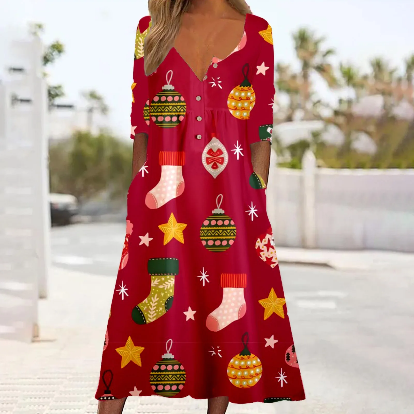 

Платье с длинным рукавом и V-образным вырезом, на пуговицах