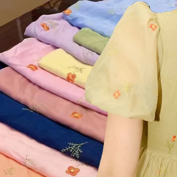 

Французская Высококачественная яркая зеленая ткань из органзы с вышивкой в виде цветов и листьев