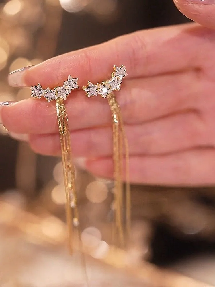 

Japanese and Korean temperament light luxury zircon five-pointed star tassel ladies earrings all-match face thin woman earrings