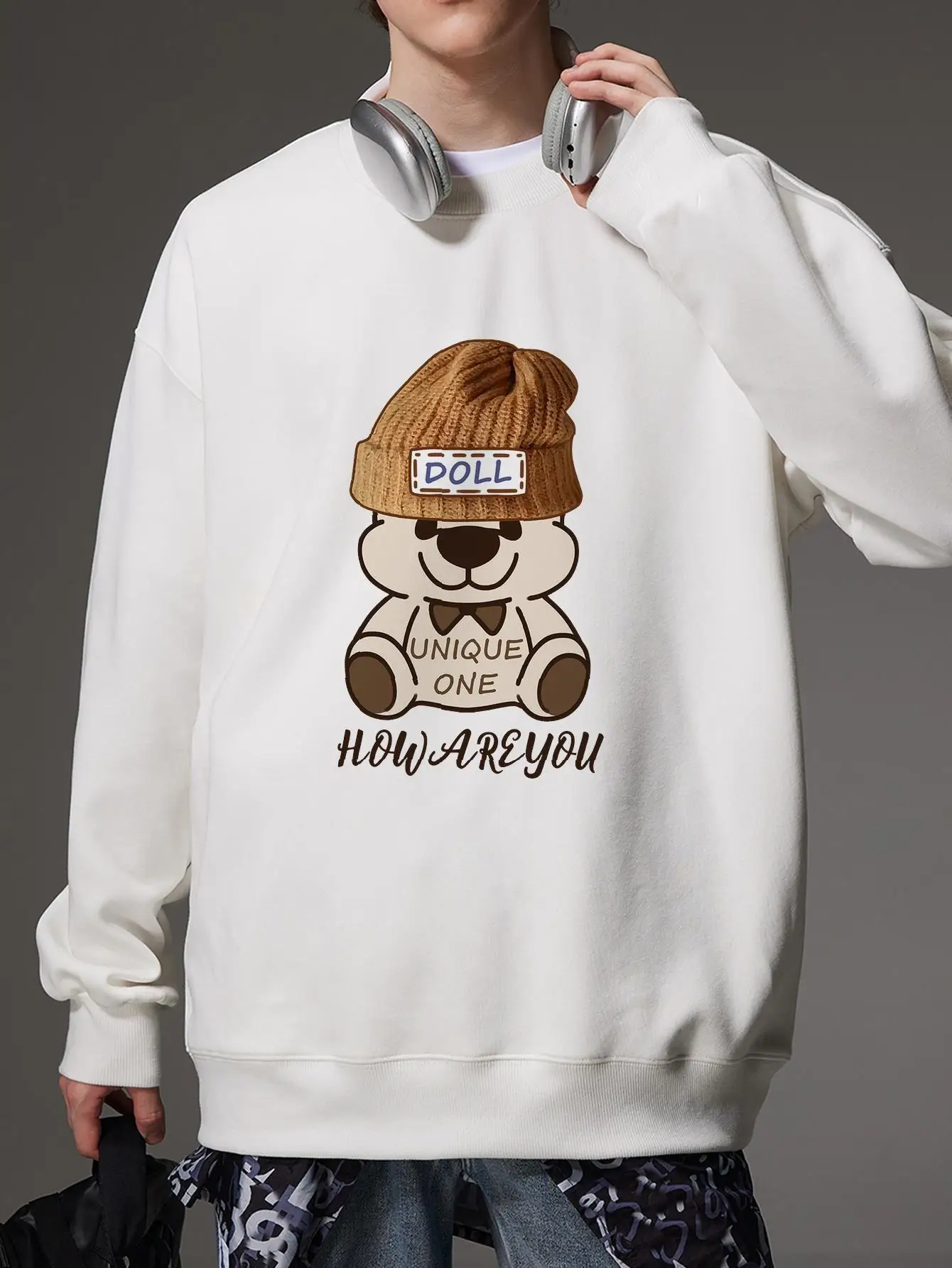 Kawaii Doll Bear Print Pullover Mens Sweatshirts Long Sleeve Crew Neck Casual Hoodies Fashion Brand Kpop Y2k Male Streetwear