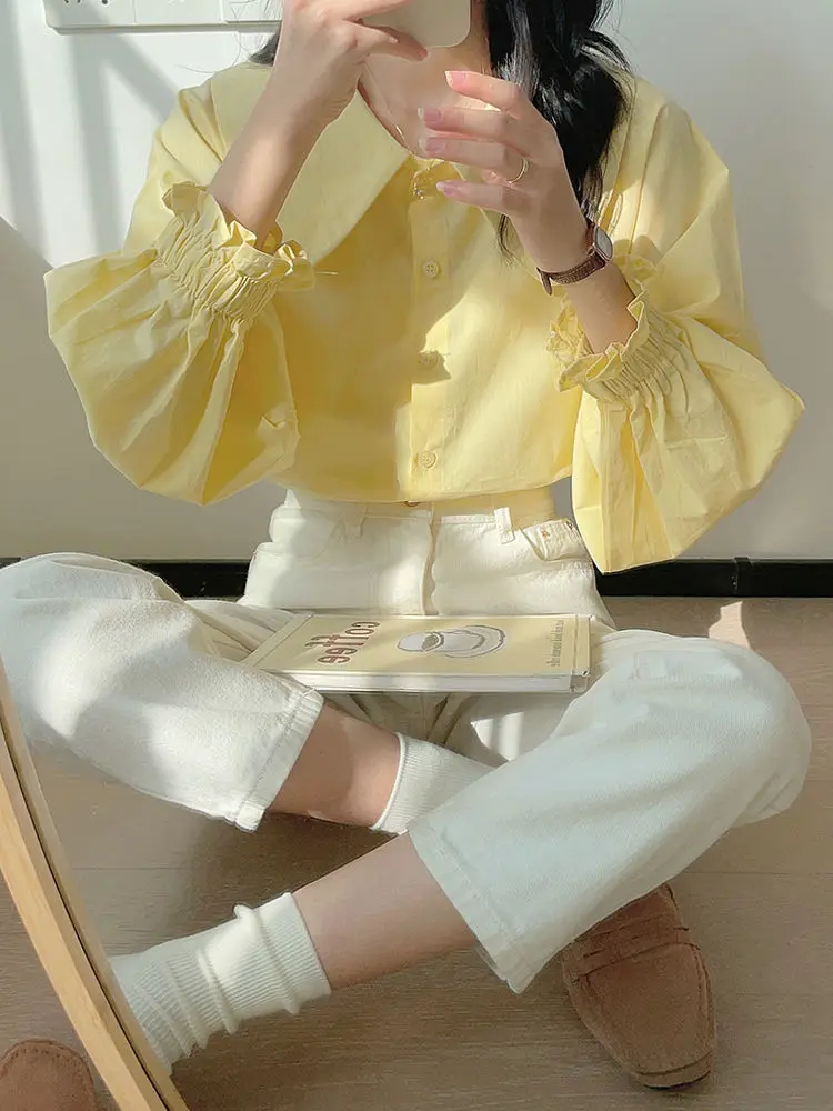 Желтая рубашка с длинным рукавом для женщин Весна 2024 Ретро дизайн свободная