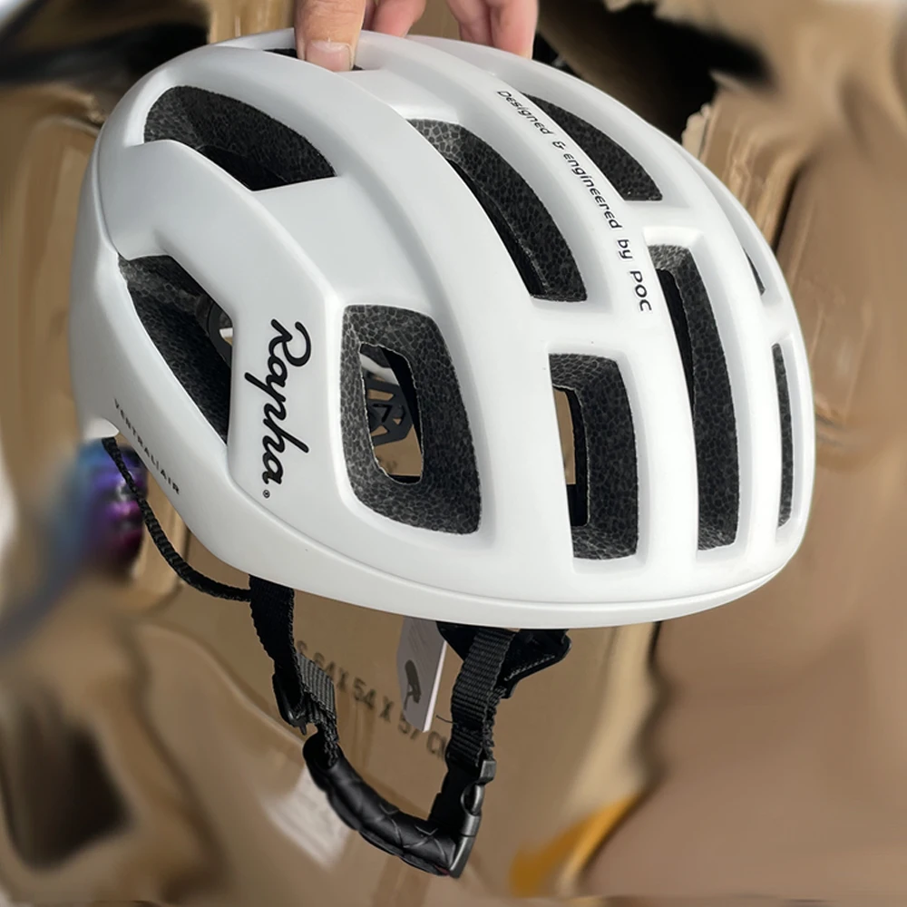 AIR Ultralight Cycling Helmet Men Women Intergrally-Molded M