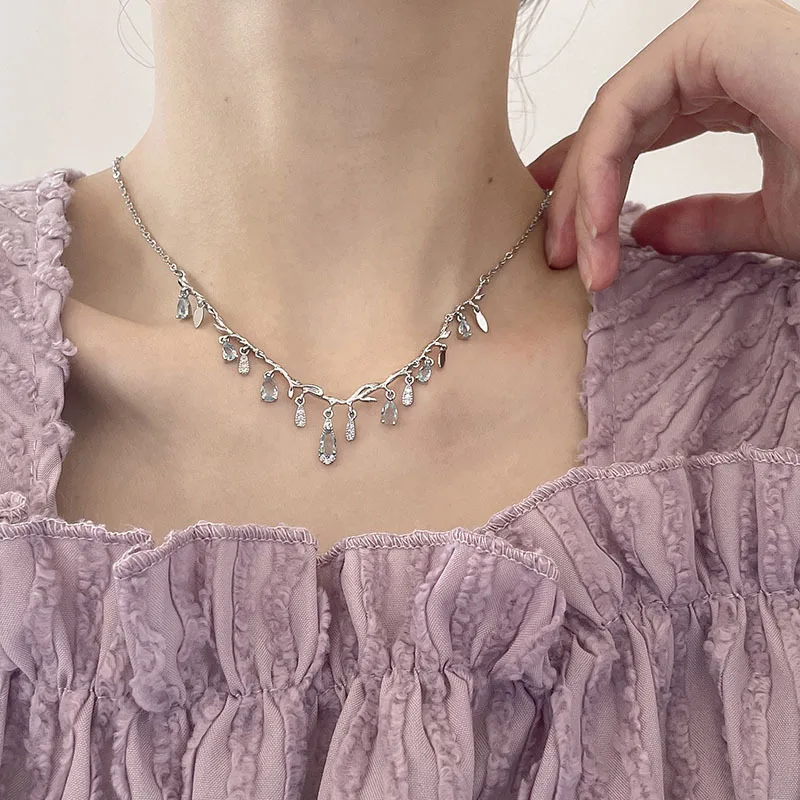 

Luxury Micro-set Blue Zircon Tassel Delicate Chain Necklace Summer Jewelry for Women Trending Products