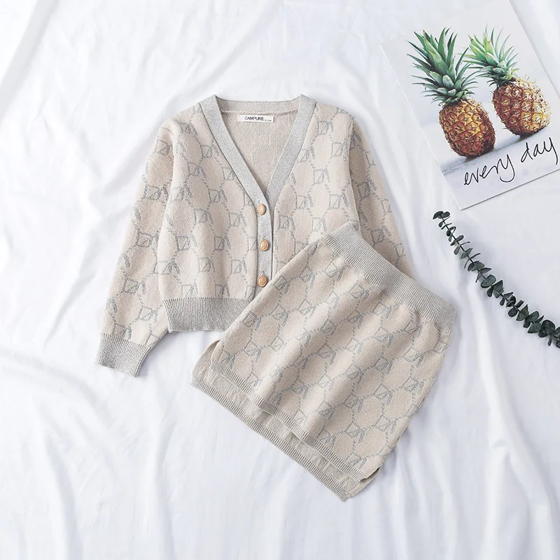 Autumn Baby Girls Sweater Set Toddler Girl V-Neck Jumper Knitwear + Skirt 2 Pcs Suits Cotton Cardigans Kids Clothes Girl Sweater