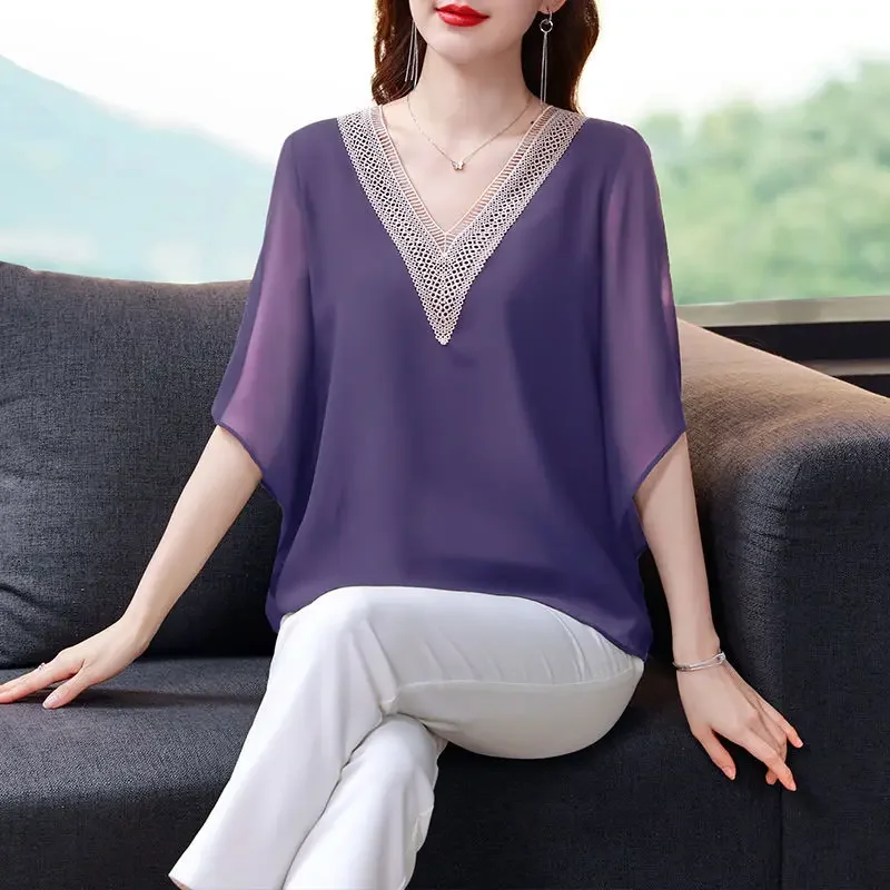 

Lace Embroidery Tops Women Casual Fashion Loose Bat Short Sleeve Comfortable Solid Color