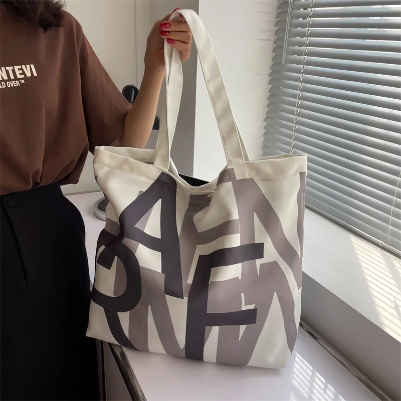 

Large Capacity Canvas Ladies Literary Retro Print Shoulder Bag Students Graffiti Travel Tote Bag Casual Versatile Commuter Bags