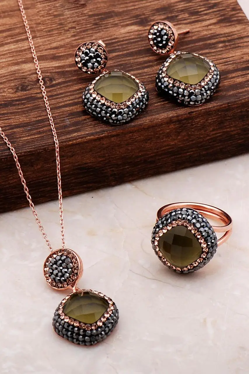 

Smoky Quartz Rose Silver Set 2070Hand Made Silver Jewellery Set