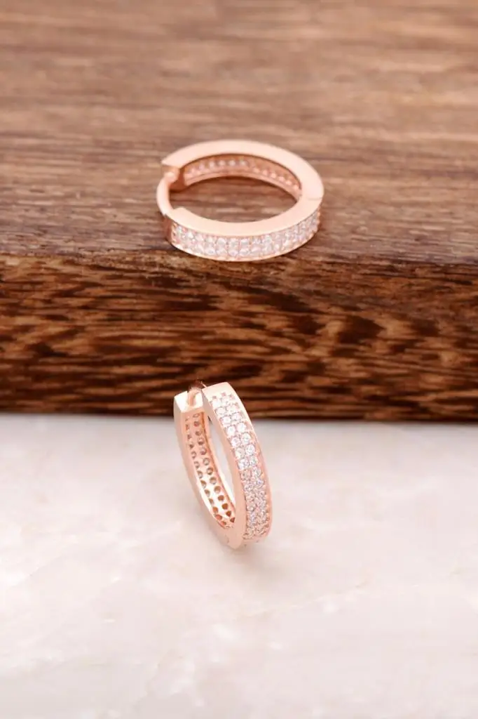 

Женские серьги-кольца из серебра 3720 пробы, с камнем