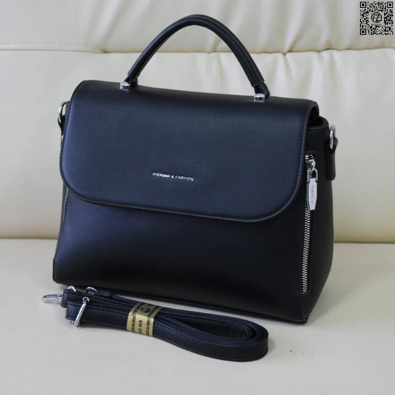 Женская сумка обладает PU T77 |