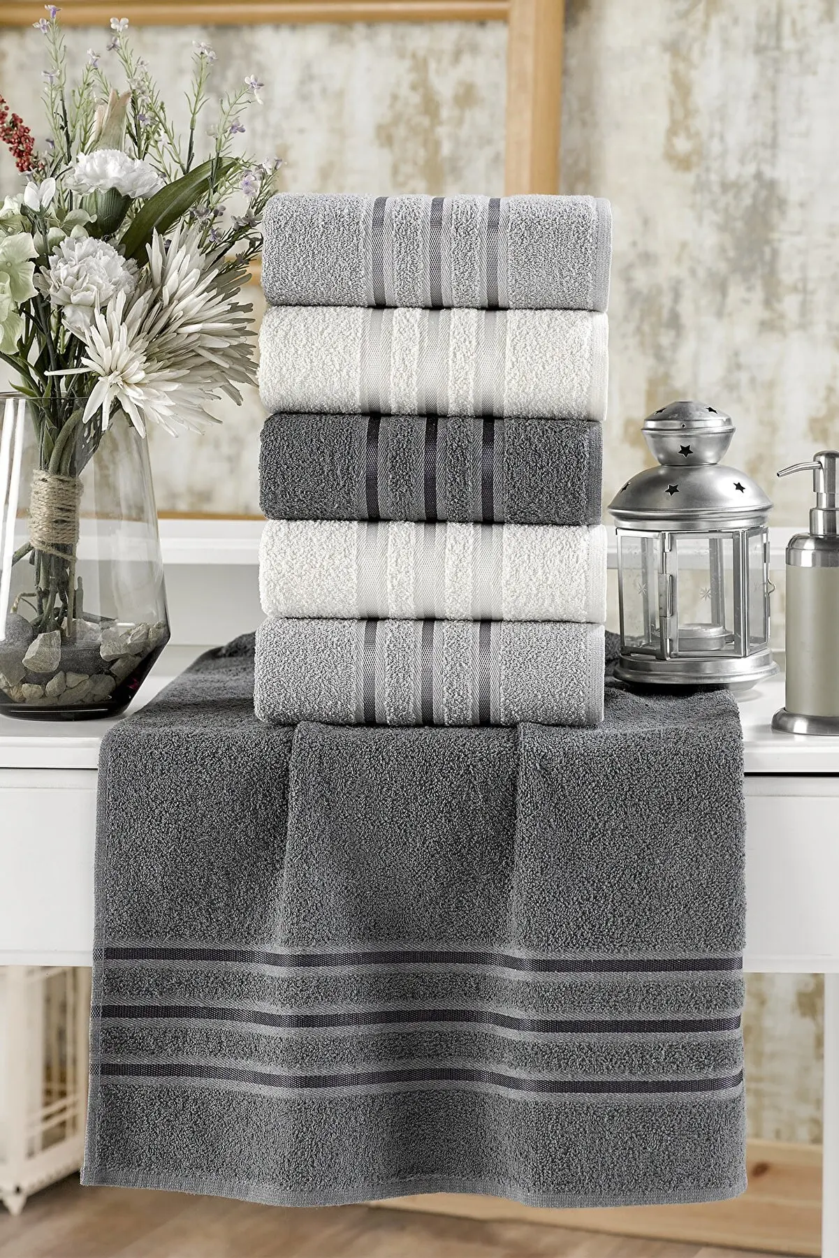 

Lia Border Flush Anthracite Series 6 Towel Set 50x85 SEM501063
