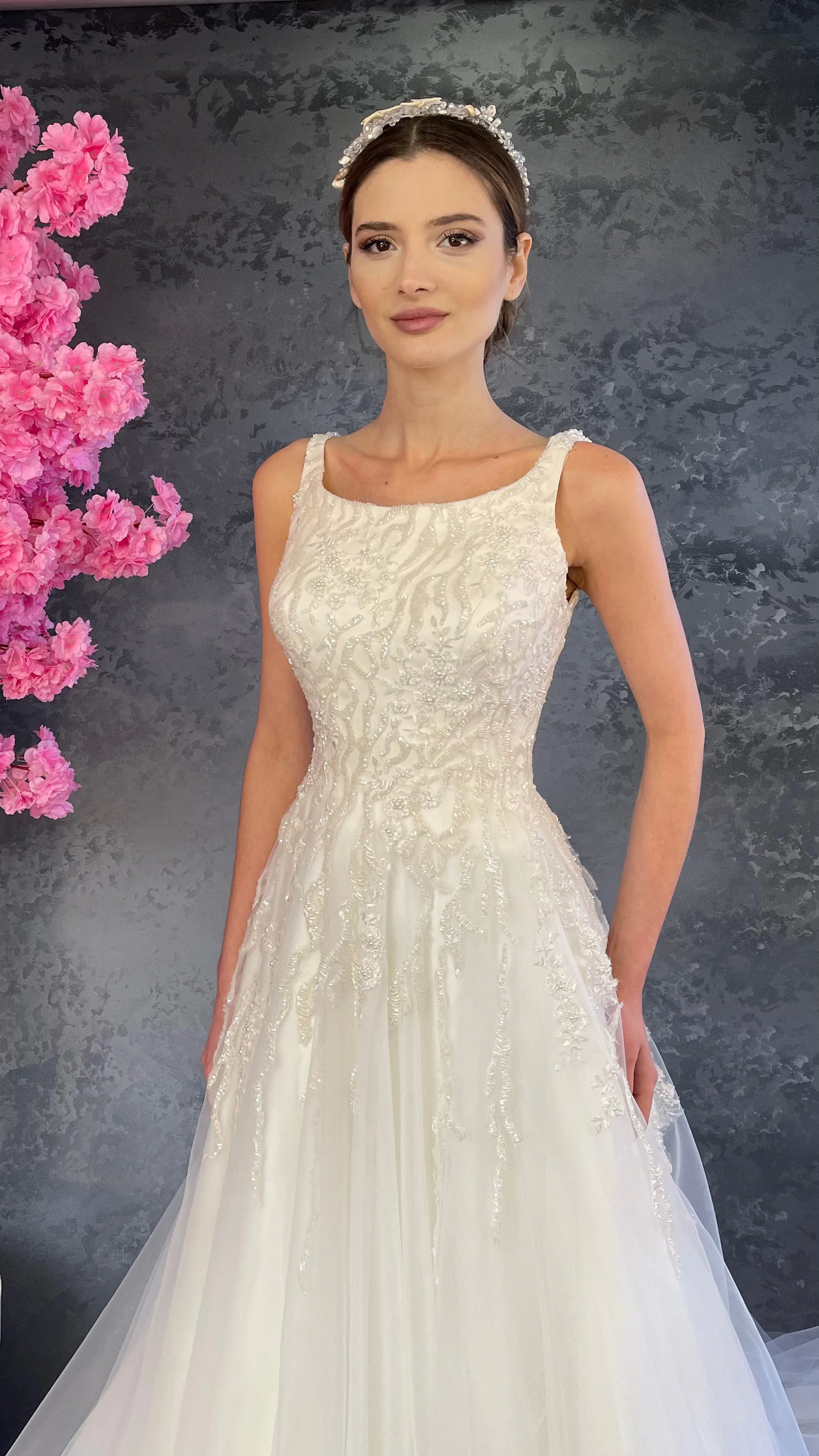 

Women's Back Low Neck Straight Collar Helen Wedding Dress Tailored Evening Dress Quality Embroidered Fabric Bridesmaid Dresses