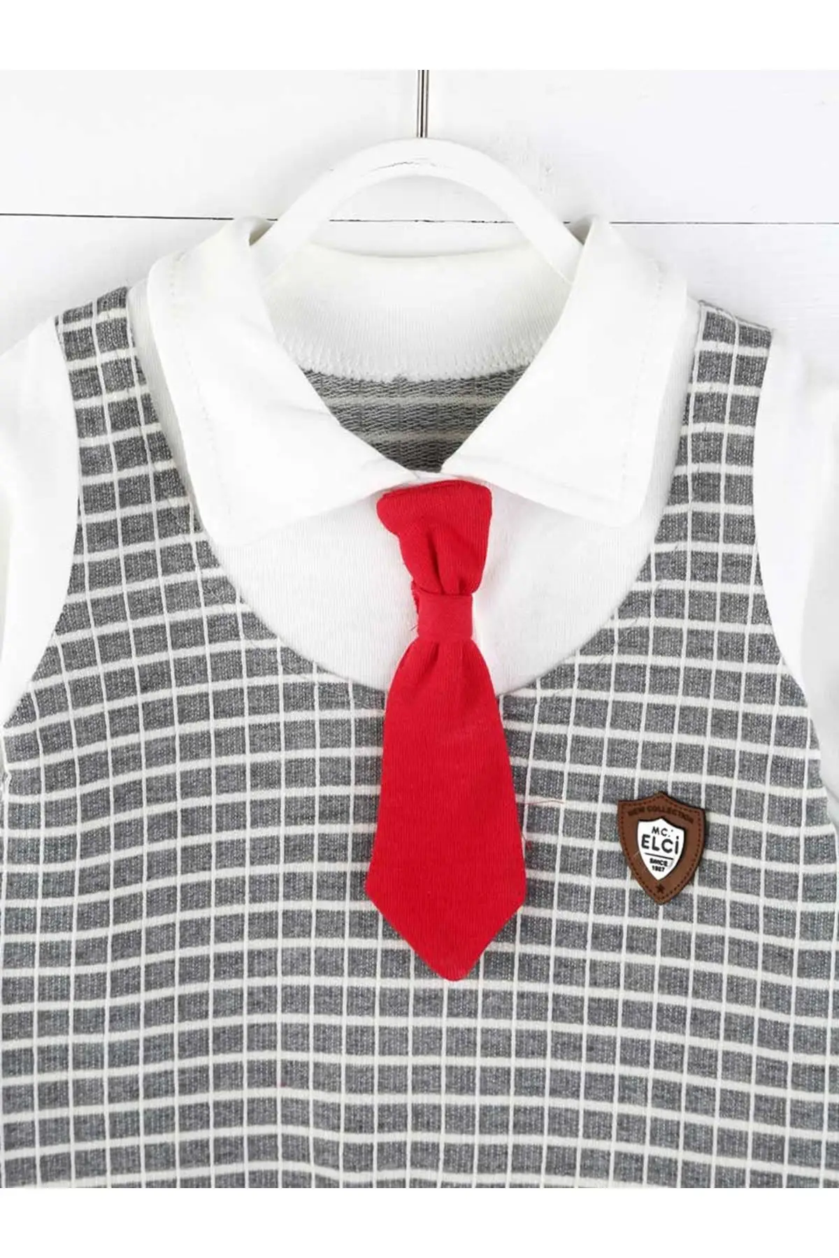 Комбинезон для новорожденных мальчиков весна 2020 с длинными рукавами бантом