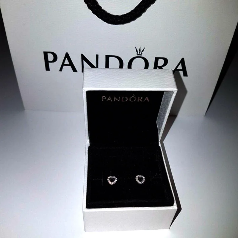 

PANDORA Heart Win the Heart Stud Earrings With Bag Box