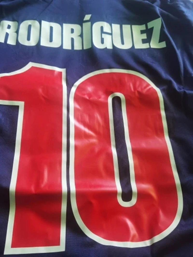 

Retro 1998 UNIVERSIDAD DE CHILE HOME Soccer Jersey SHIRT Camiseta U de Chile Customize Gonzlez Barrera Barrera Mafla Galdames