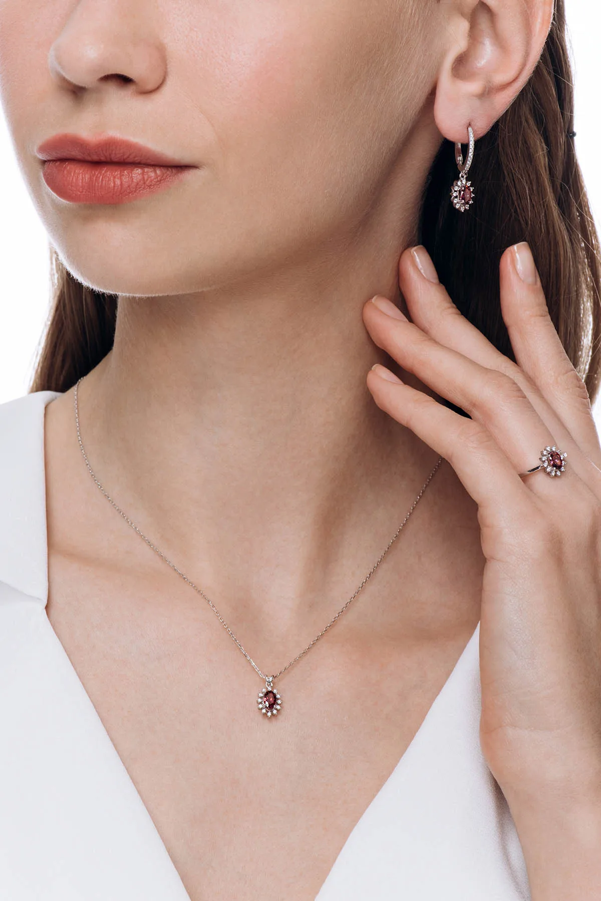 Драгоценный камень Valori Jewels 1 6 карат элегантный Овальный зеленый и белый овальный