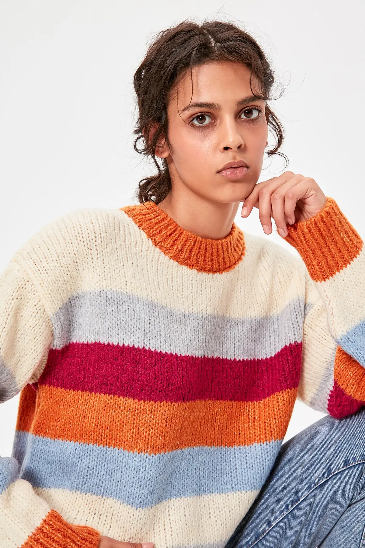 Трикотажный свитер в полоску с оранжевым велосипедным воротником TWOAW20KZ0205 |