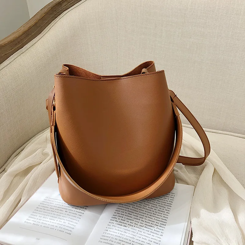 

Casual wide strap buckets bag designer women shoulder bags luxury pu crossbody bag large capacity messenger bag simply purses