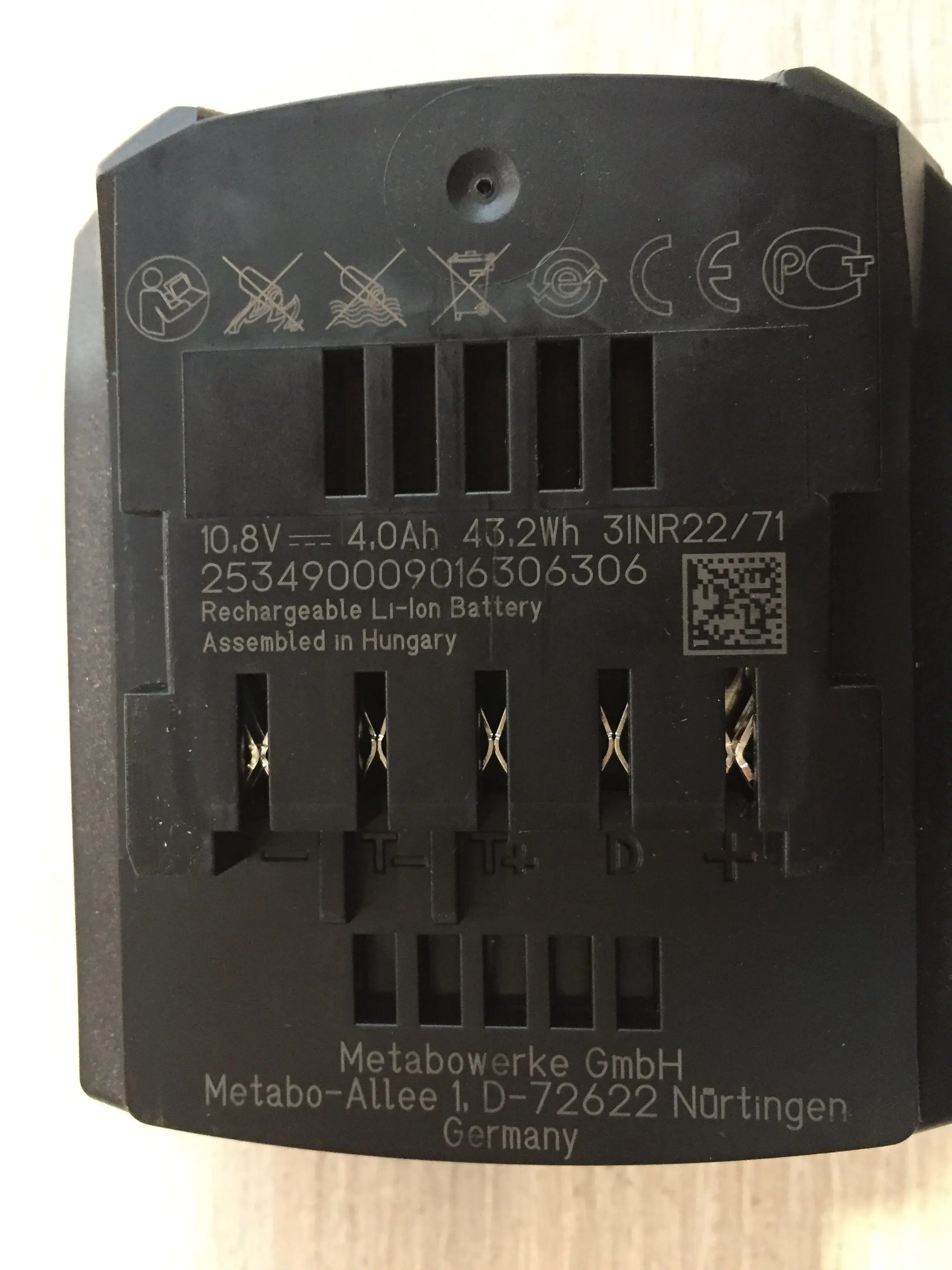 Metabo batteries 12 volt 2 amps and V 4A 625406000 Li-power 625349000 Li HD Battery | Power Tool Accessories