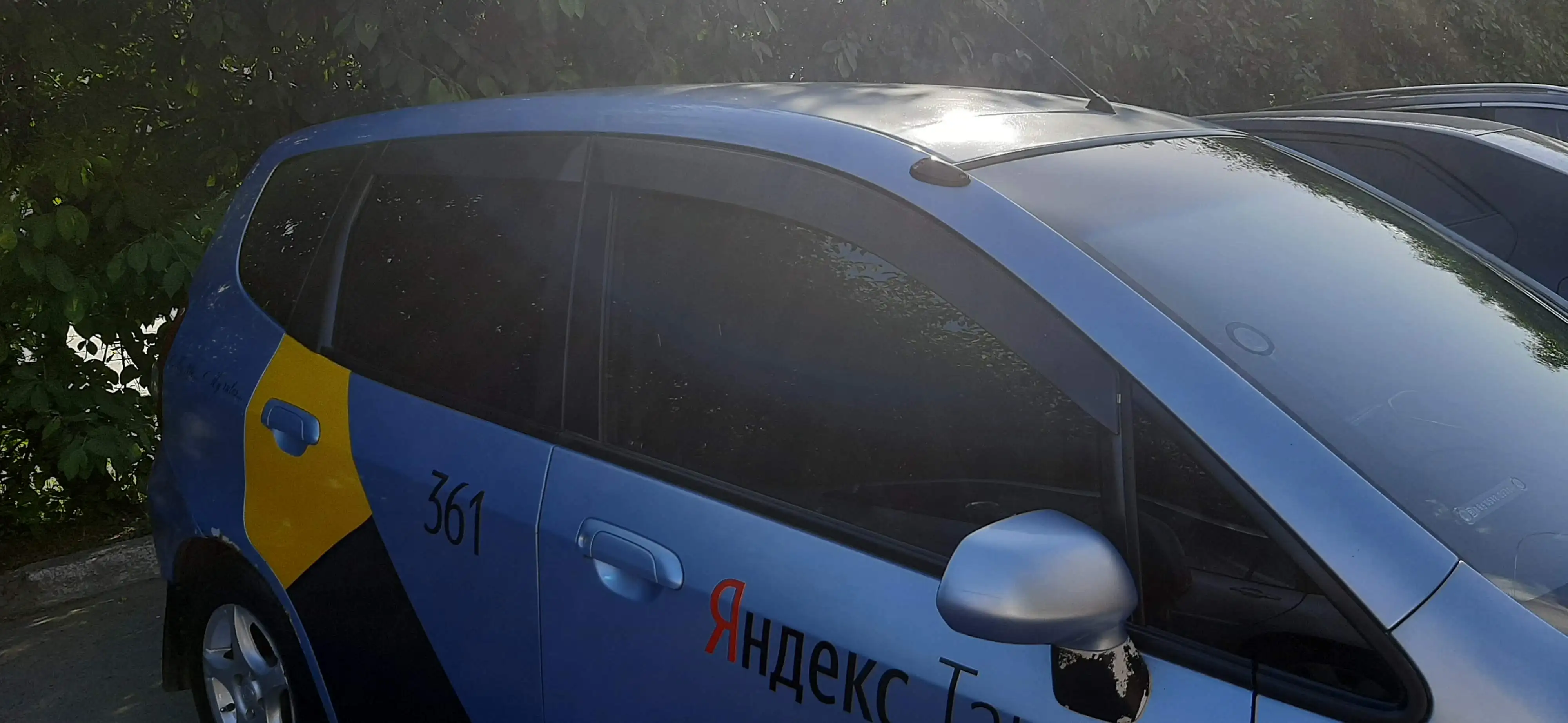 Каркасная тонировка(авто-шторки)москитные сетки на Honda Fit/Jaz солнцезащитные