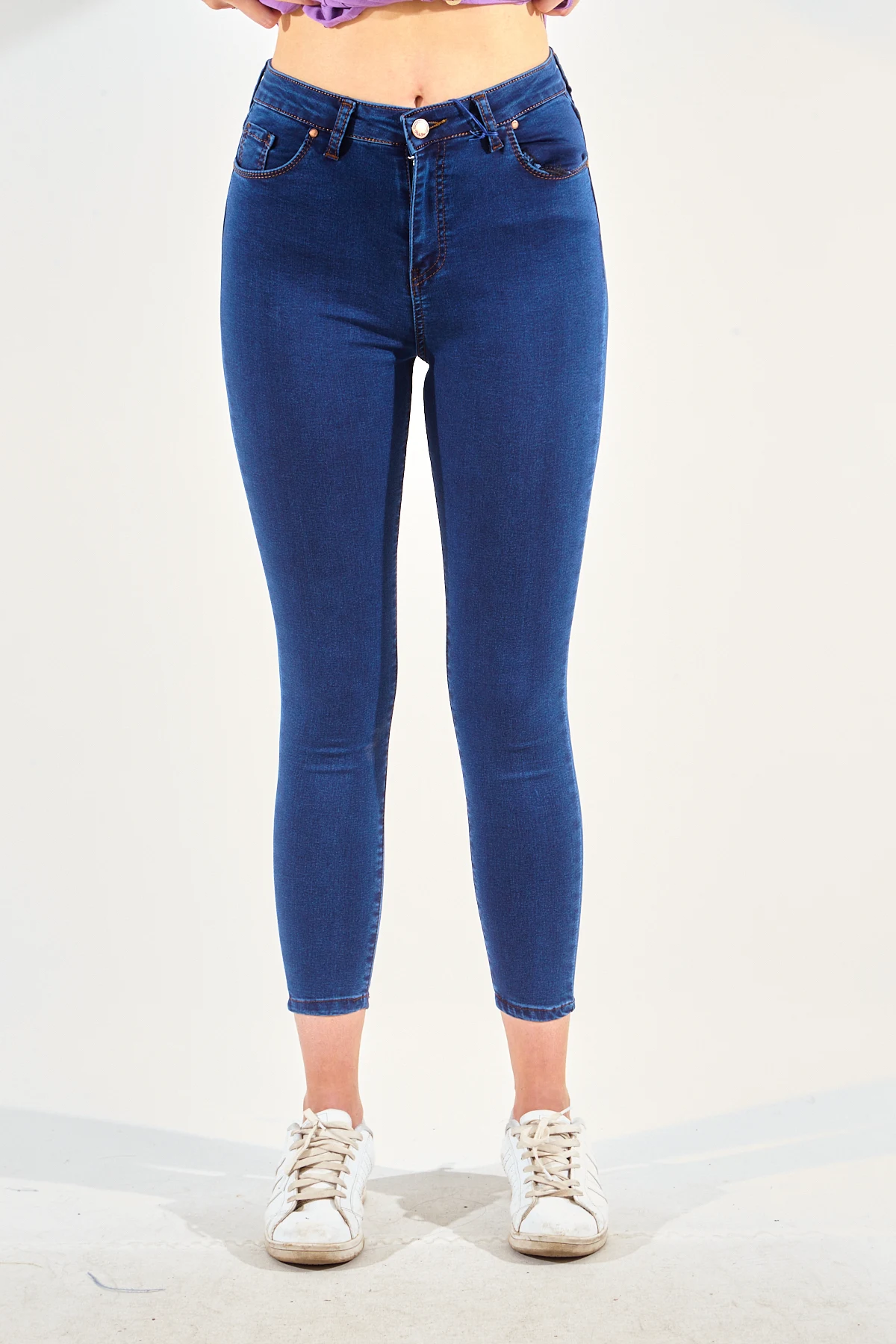 

Ardanewline Women Pants 05050610042