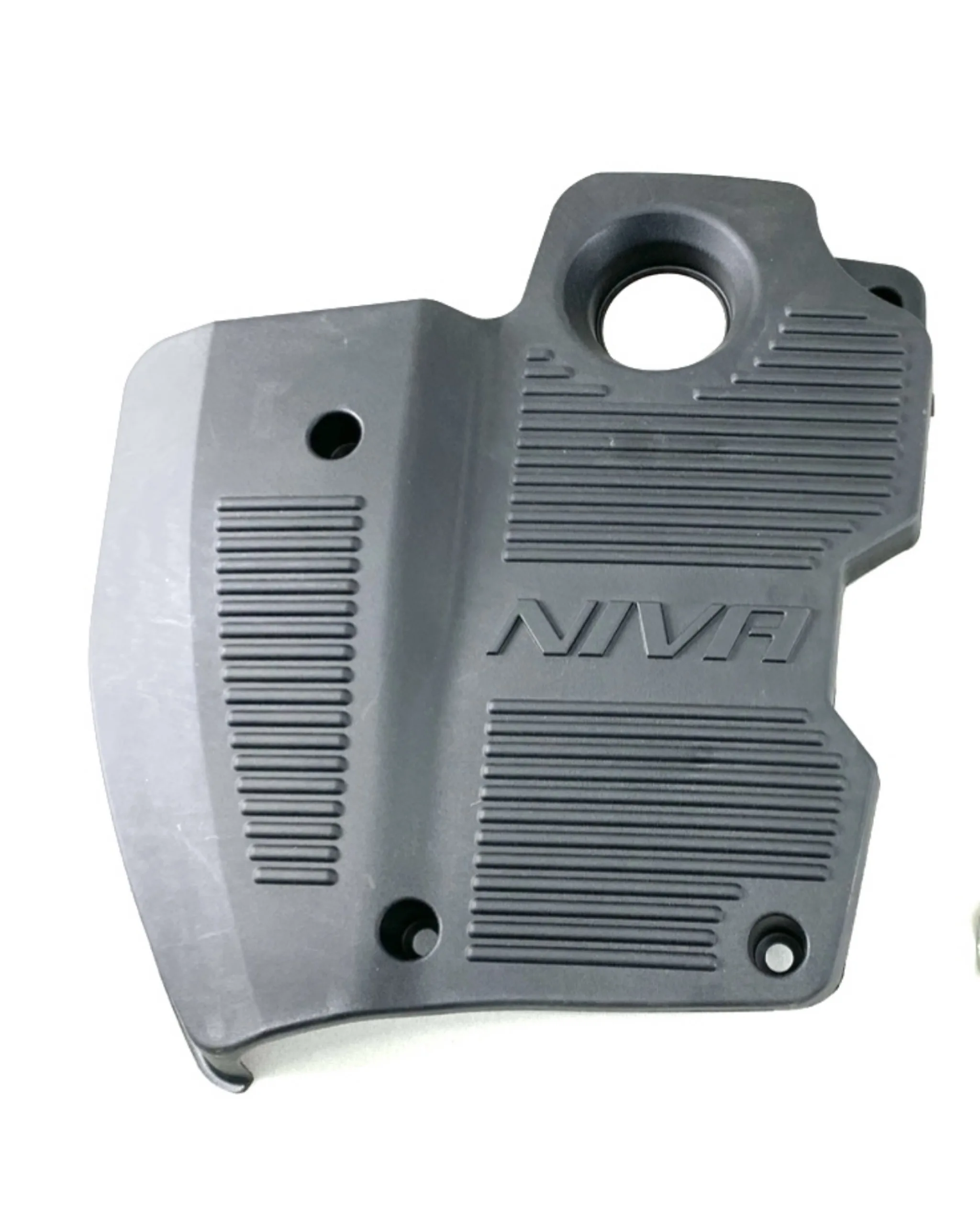 Крышка двигателя нива шевроле на ваз 2107. Крышка двигателя нива шевроле. Крышка двс шевроле нива. Крышка двигателя нива шевроле. Крышка двигателя нов обр 2123.