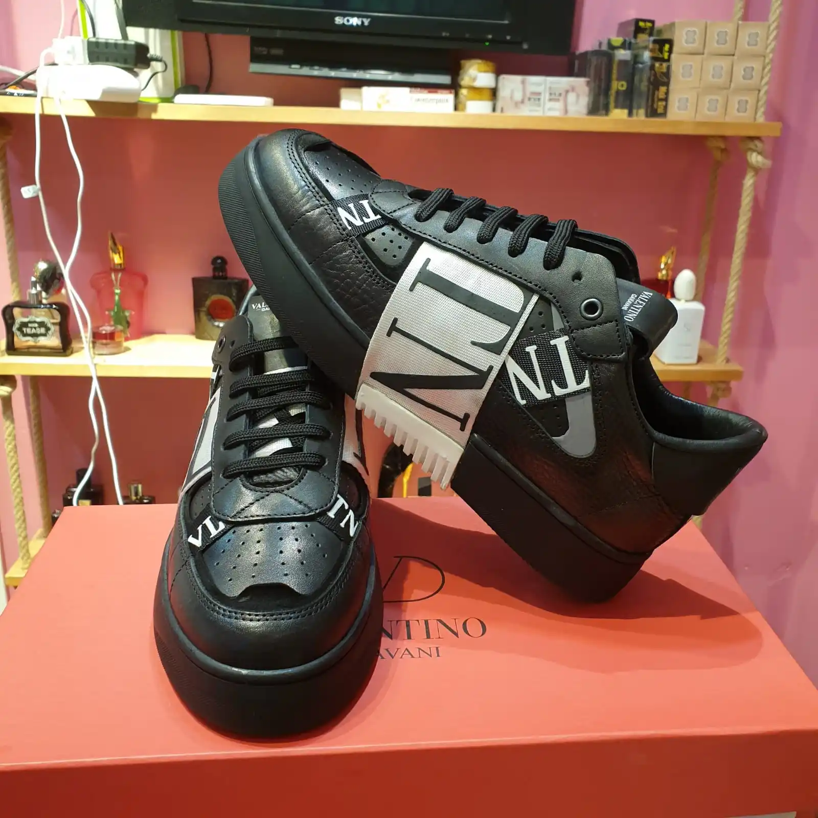 

2021 New season fashion men sneakers , high quality , fast and free shippping,