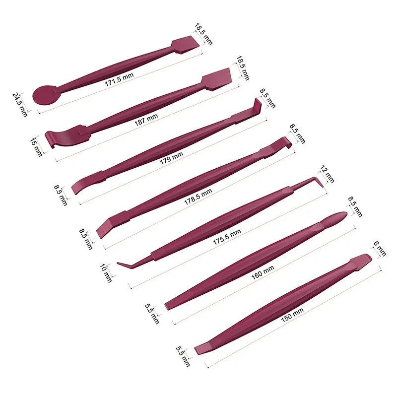 Виниловая пленка для автомобиля устанавливается на ракель из углеродного