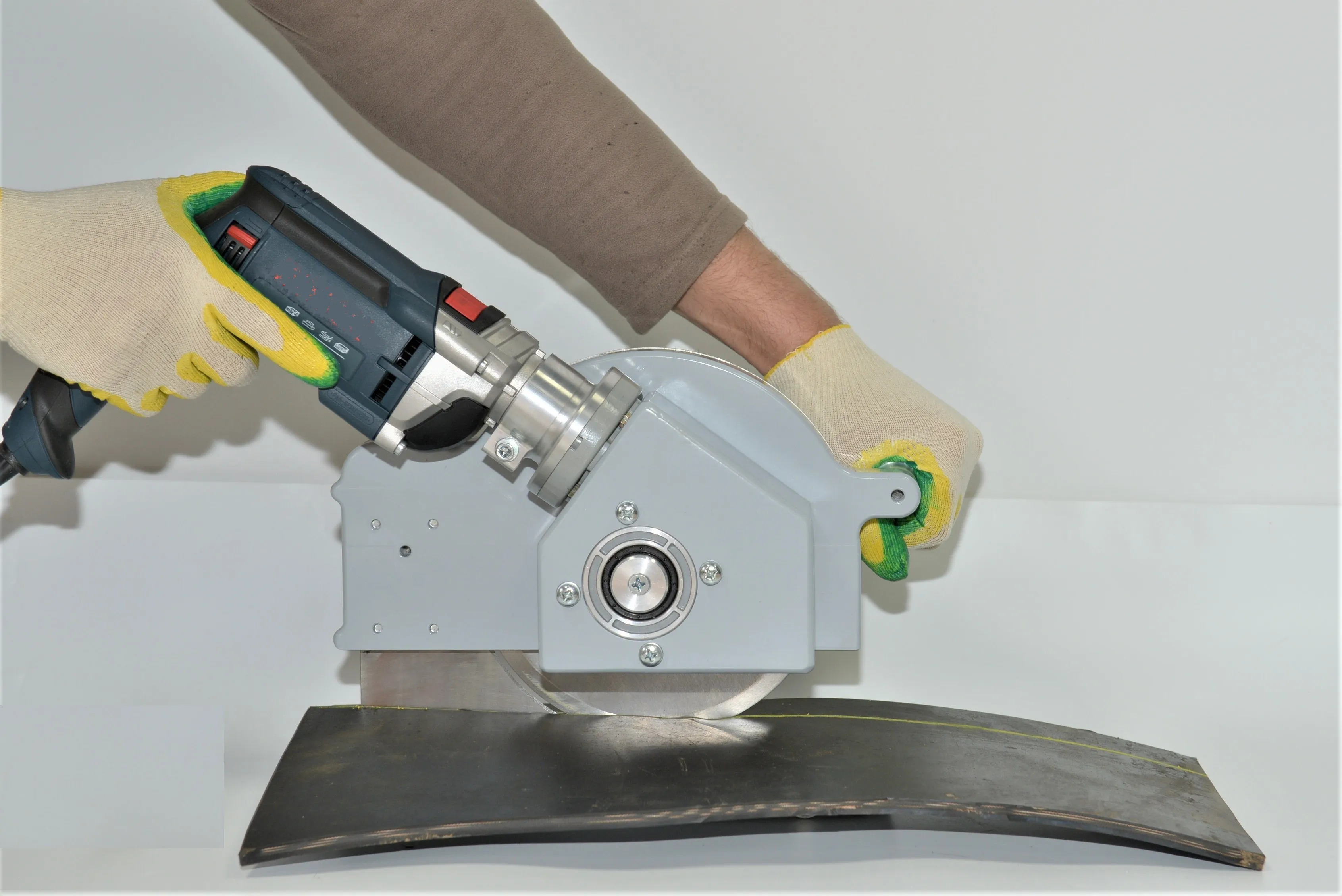 Электронож для транспортерной ленты. Приспособление для резки конвейерной ленты. Нож для резки транспортерной ленты универсал 5940530. Станок для резки транспортерной ленты. 50.