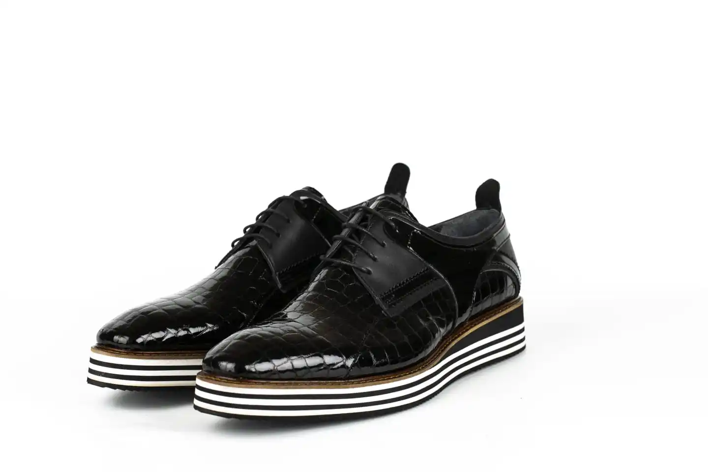 

Mens Leather Casual Shoes Handmade Wingtip Brogue British Oxford Brown Lace Up Flat Fashion Street Shoes for Men Made in Turkey