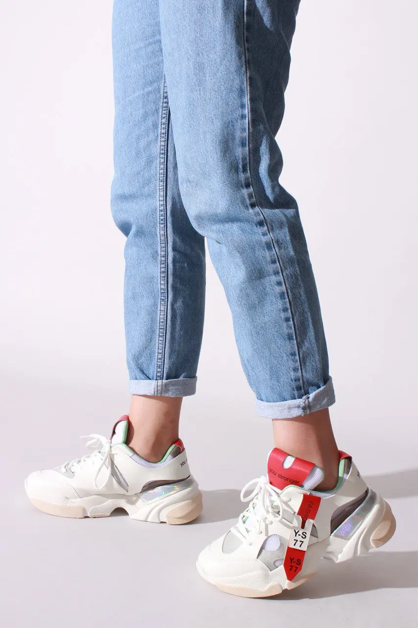 

Women Sneaker Shoes Daily Use New Season Fashion Comfortable Stylish Durable Hiking Sports 4 Difference Colors