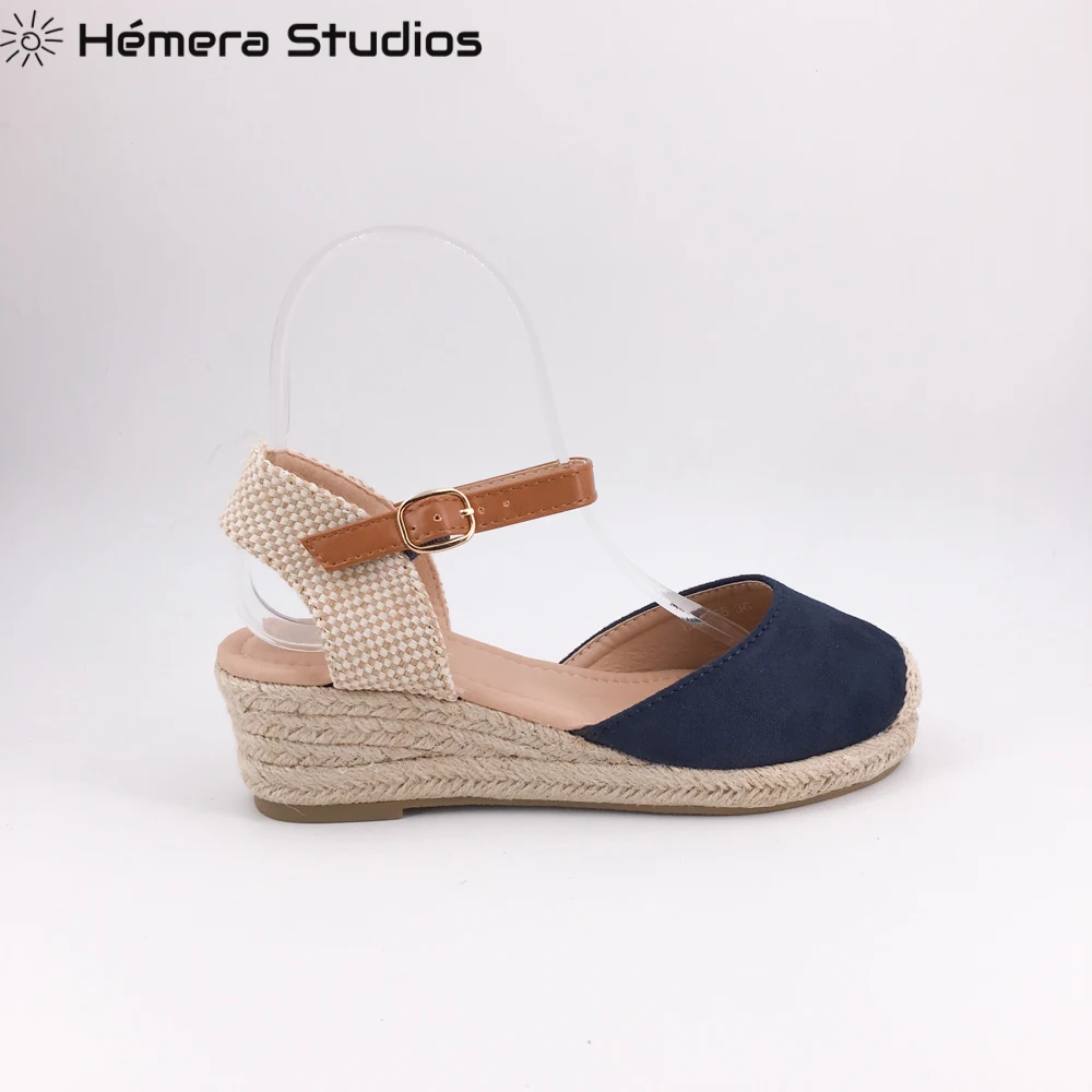 Женские босоножки на танкетке в богемном стиле черные и темно-синие удобные