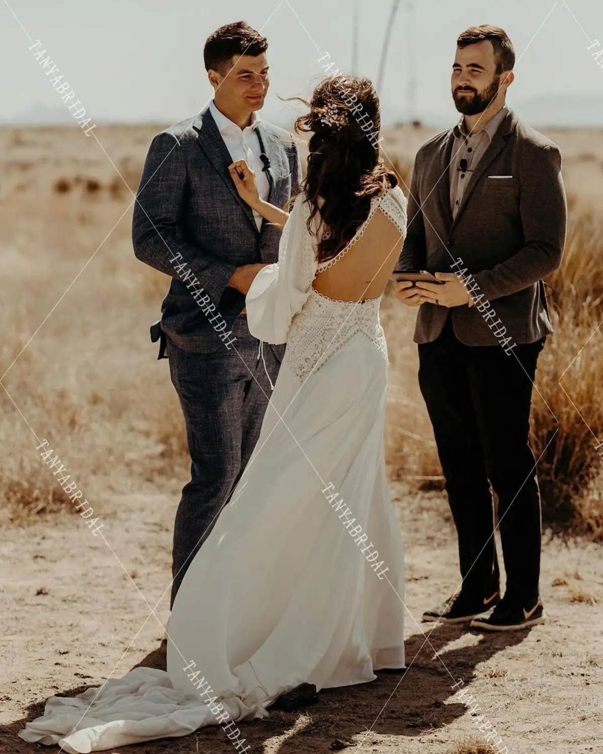 Богемные Свадебные платья с длинным рукавом и глубоким V-образным вырезом |