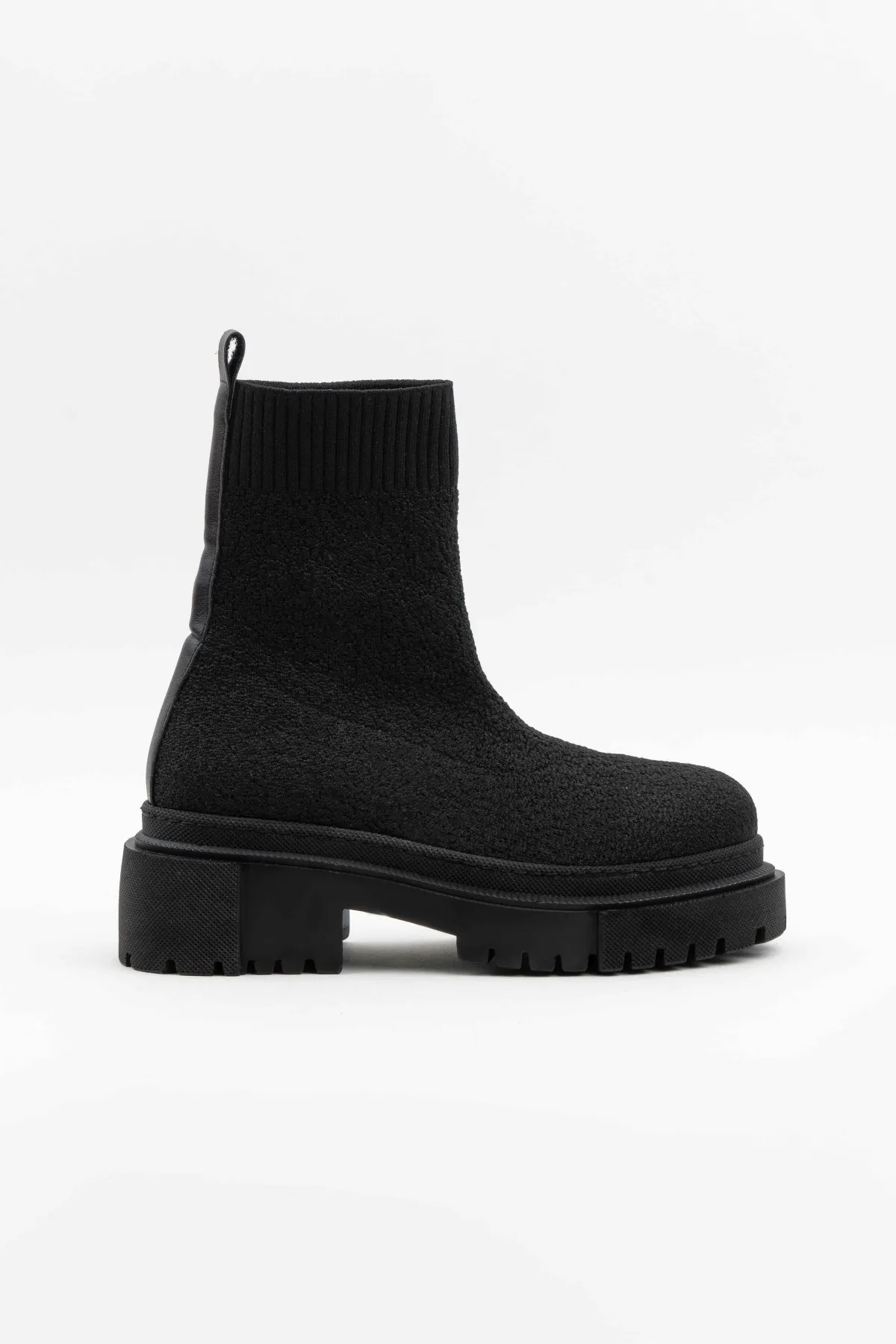 

2021 Autumn Winter New Couple Socks Shoes Women Thick-soled Casual Large Size Net Black Knitted Short Boots Botas de Mujer Girl