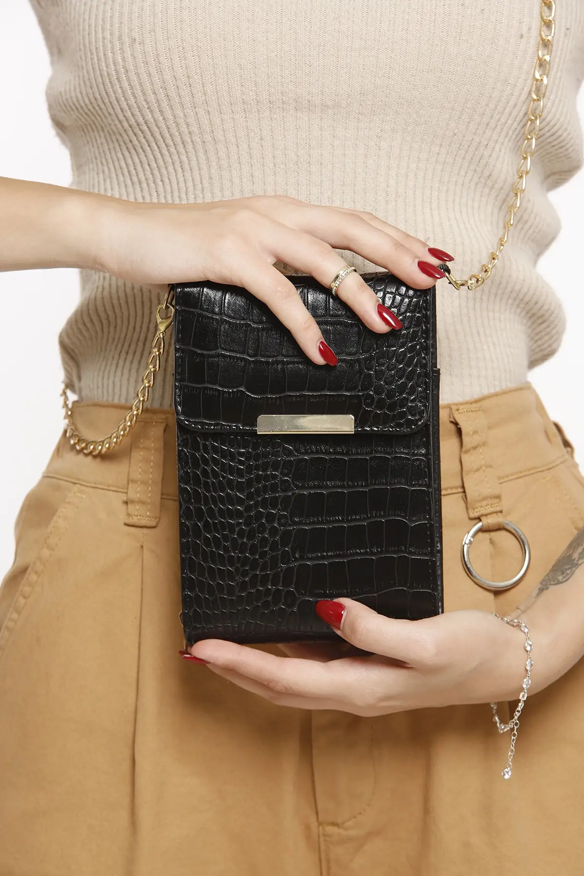 

Women's Black Crocodile Wallet Cross Bag with Phone Pocket