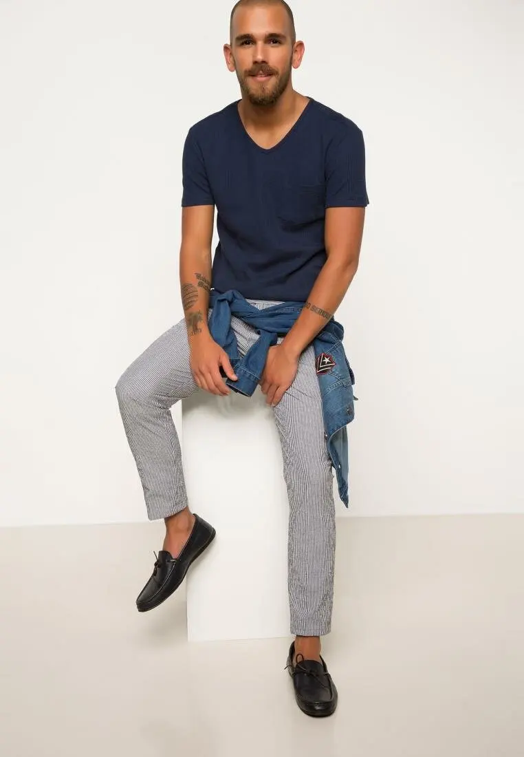 DeFacto летние темно-синие мужские трикотажные футболки украшения с карманами и