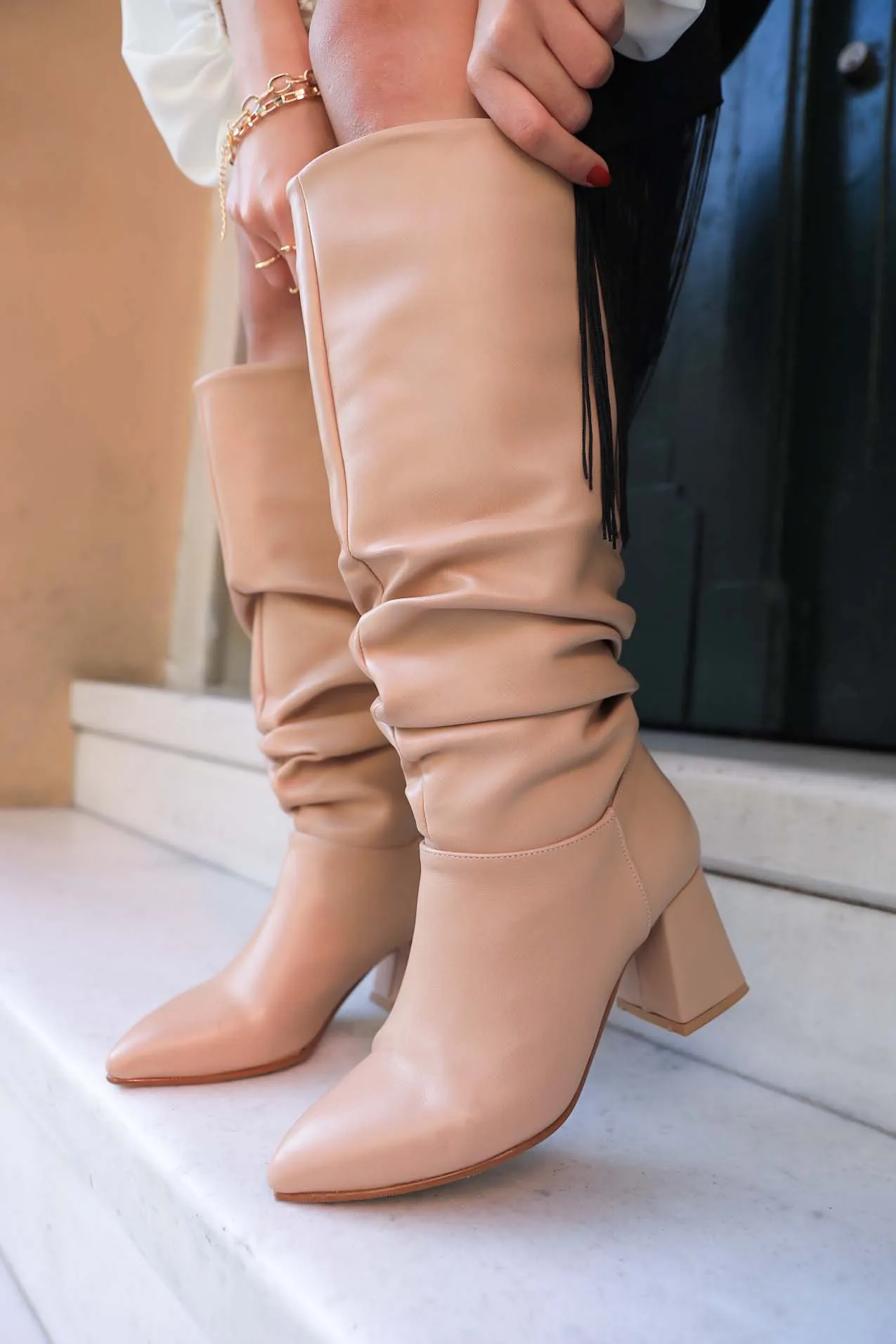 

Charming Beige Körük Detaylı Boot