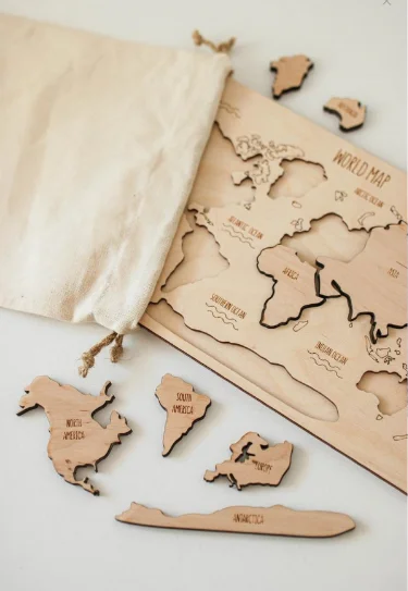 

3D Wood Can Be Dyed Jigsaw World Map Puzzle Natural Child Toy Europe Asia Africa Jigsaw IQ Upgrade Creative